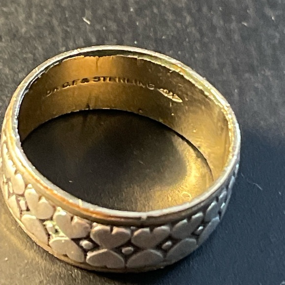 Clark & Coombs 10k GF & Sterling Band W/ Dbl Row Of Hearts 1930-50’s Vntg 6.5-7 - Picture 2 of 16